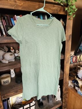 Universal Thread Light Sage Green Crewneck T-Shirt Dress